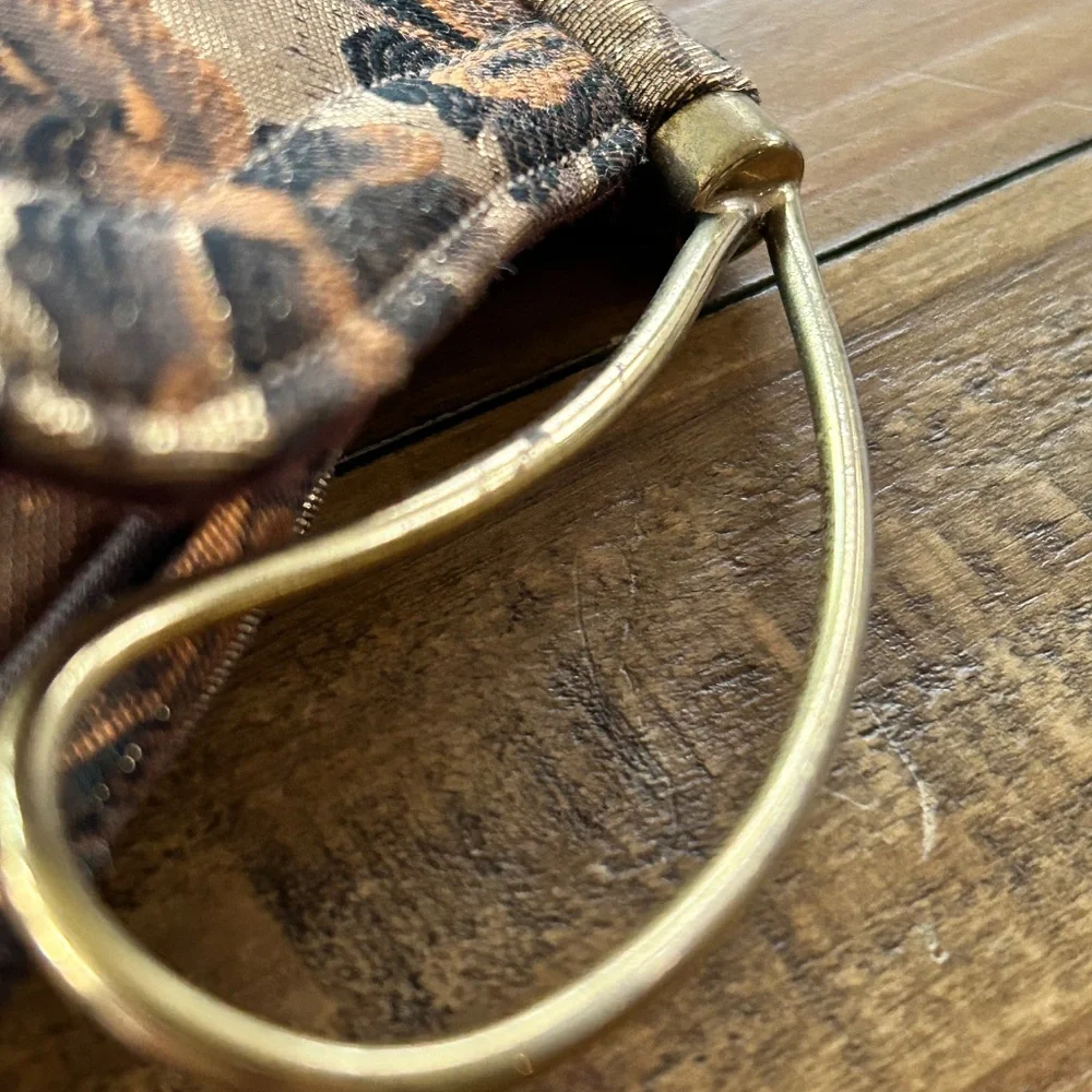 Vintage Mid-Century-Modern Gold Lame Clutch Purse - Picture 13 of 16